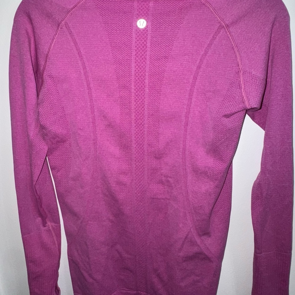 Lululemon swiftly Seamless Long-Sleeve Performance Top - Pink - Picture 2 of 4